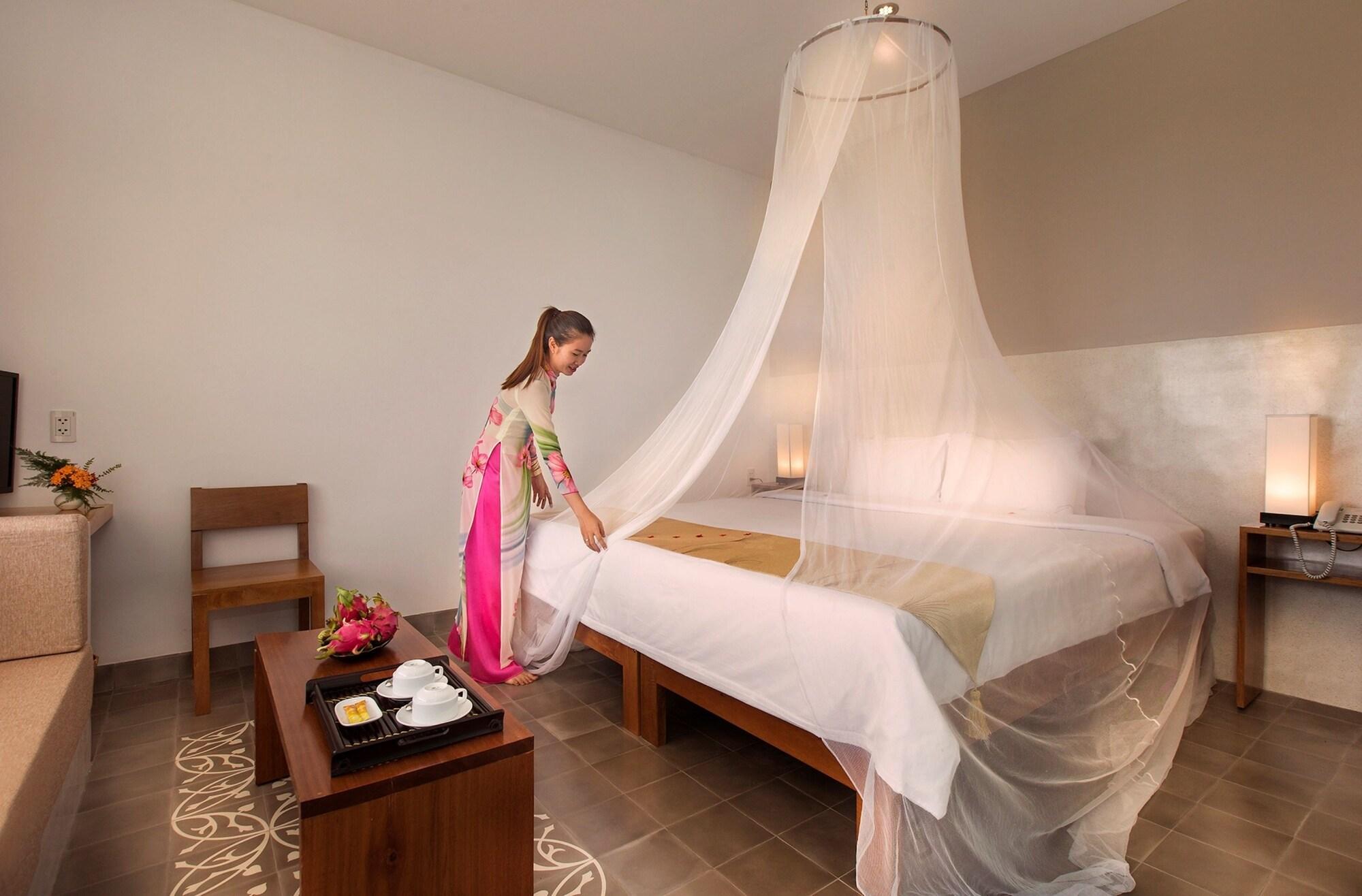 Mekong Riverside Boutique Resort&Spa Cái Bè Extérieur photo